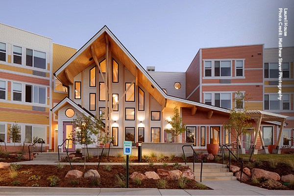 LaurelHouse_s_Exterior_013-large